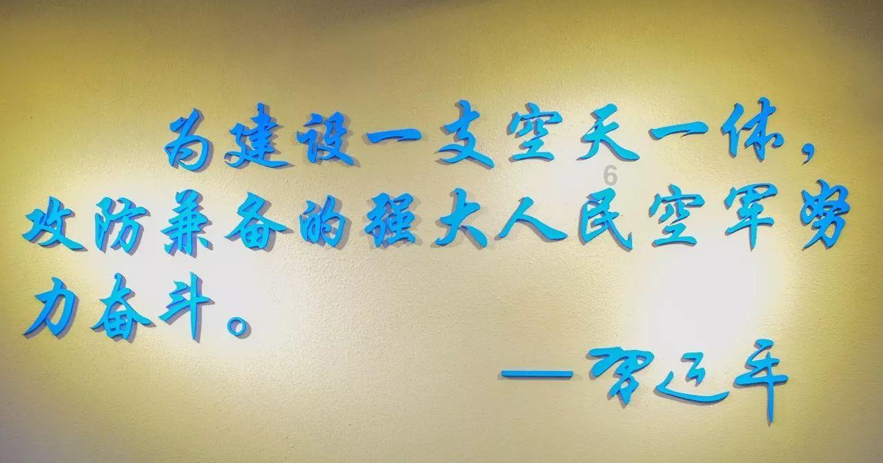 1976年，贺麓成受邀为毛爷爷守灵，众人不解，李敏：他是我的哥哥